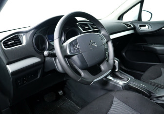 Подержанный автомобиль Citroen C4 Sedan 2020 года (8 фото)