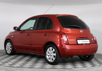 Подержанный автомобиль Nissan Micra Hatchback 2009 года (4 фото)