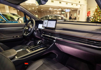 Новый Geely Okavango 2025 (8 фото)