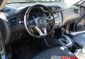 Подержанный автомобиль Nissan X-Trail 2020 года (15 фото)