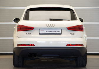 Подержанный автомобиль Audi Q3 2013 года (5 фото)