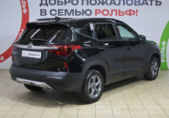 Подержанный автомобиль Kia Seltos 2021 года (4 фото)