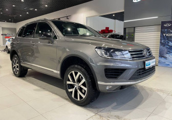 Подержанный автомобиль Volkswagen Touareg 2017 года (3 фото)