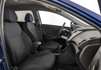 Подержанный автомобиль Hyundai Solaris Hatchback 2016 года (11 фото)