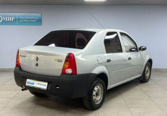 Подержанный автомобиль Renault Logan Sedan 2009 года (5 фото)