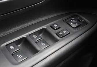 Подержанный автомобиль Mitsubishi Outlander 2019 года (15 фото)