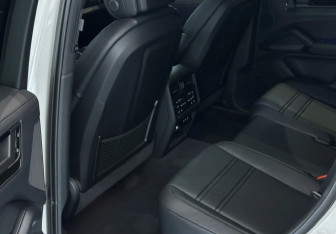 Новый Porsche Cayenne 2025 (11 фото)