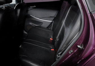 Подержанный автомобиль Hyundai Solaris Hatchback 2013 года (10 фото)