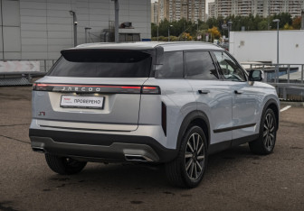 Подержанный автомобиль Jaecoo J7 2023 года (5 фото)