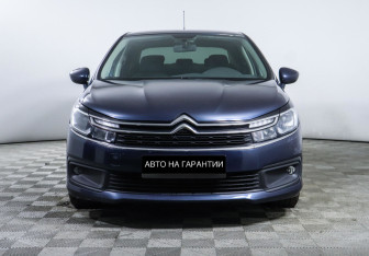 Подержанный автомобиль Citroen C4 Sedan 2016 года (2 фото)