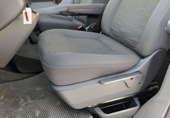 Подержанный автомобиль Volkswagen Caravelle 2020 года (20 фото)