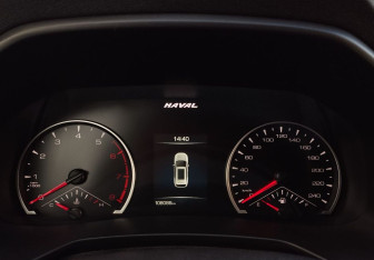 Подержанный автомобиль Haval F7 2024 года (12 фото)