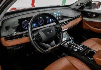 Подержанный автомобиль Chery Tiggo 8 Pro Max 2022 года (7 фото)
