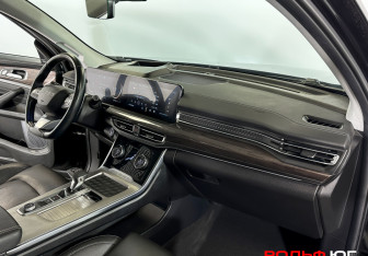 Подержанный автомобиль Exeed VX 2022 года (9 фото)