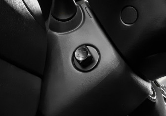 Подержанный автомобиль Nissan Pathfinder 2014 года (20 фото)