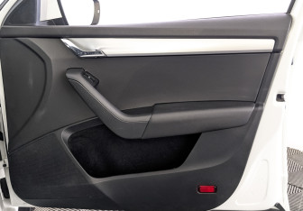 Подержанный автомобиль Skoda Octavia Liftback 2018 года (25 фото)