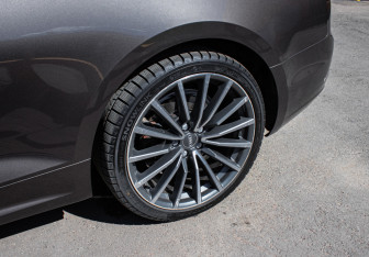Подержанный автомобиль Audi A5 Coupe 2016 года (12 фото)