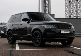Подержанный автомобиль Land Rover Range Rover 2018 года (3 фото)