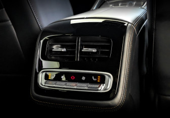 Подержанный автомобиль Exeed TXL 2023 года (30 фото)