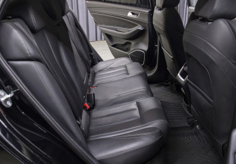 Подержанный автомобиль Omoda S5 2023 года (12 фото)