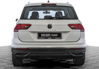 Подержанный автомобиль Volkswagen Tiguan 2021 года (6 фото)