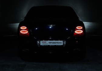 Подержанный автомобиль Bentley Continental Flying Spur 2005 года (16 фото)