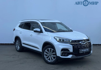 Подержанный автомобиль Chery Tiggo 8 2022 года (3 фото)