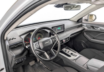 Подержанный автомобиль Haval Jolion 2023 года (16 фото)