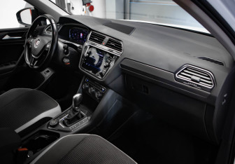 Подержанный автомобиль Volkswagen Tiguan 2019 года (25 фото)