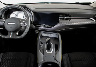Подержанный автомобиль Haval F7x 2021 года (12 фото)