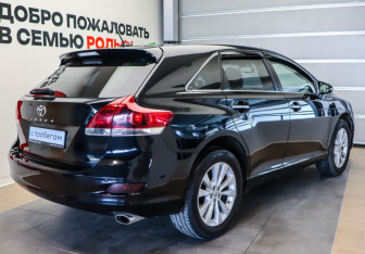 Подержанный автомобиль Toyota Venza 2013 года (4 фото)