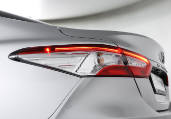 Подержанный автомобиль Toyota Camry Sedan 2021 года (22 фото)