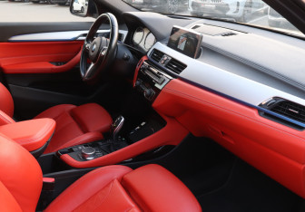 Подержанный автомобиль BMW X2 2019 года (9 фото)