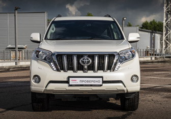 Подержанный автомобиль Toyota Land Cruiser Prado 2016 года (2 фото)
