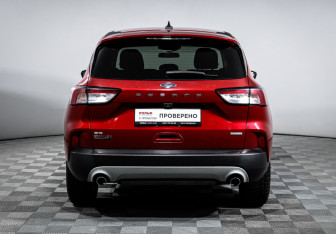 Подержанный автомобиль Ford Escape 2020 года (6 фото)