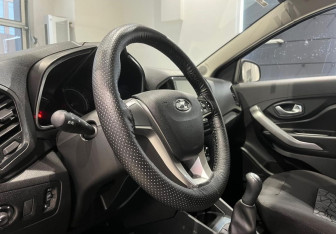 Подержанный автомобиль LADA (ВАЗ) XRAY 2018 года (10 фото)