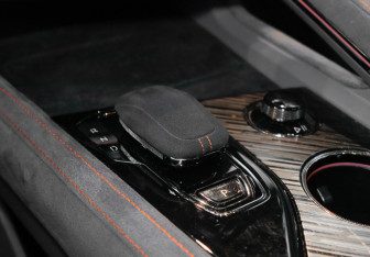 Подержанный автомобиль Zeekr 001 2023 года (26 фото)