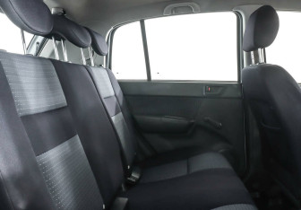 Подержанный автомобиль Hyundai Getz 2010 года (12 фото)