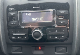 Подержанный автомобиль Renault Duster 2017 года (13 фото)