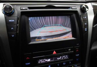 Подержанный автомобиль Toyota Camry Sedan 2015 года (19 фото)