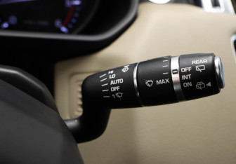 Подержанный автомобиль Land Rover Range Rover Sport 2014 года (11 фото)