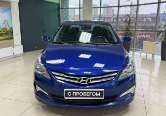 Подержанный автомобиль Hyundai Solaris Sedan 2015 года (2 фото)