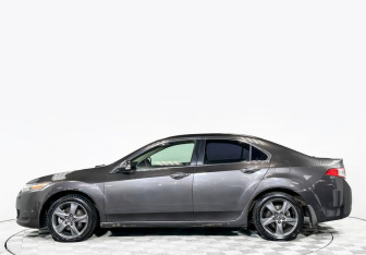 Подержанный автомобиль Honda Accord Sedan 2008 года (8 фото)