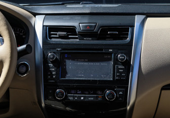 Подержанный автомобиль Nissan Teana 2014 года (11 фото)