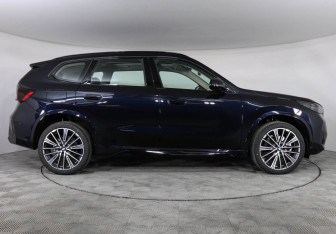 Новый BMW X1 2025 (6 фото)