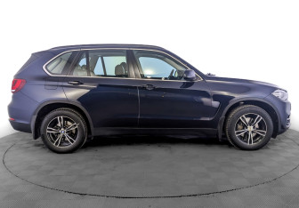 Подержанный автомобиль BMW X5 2018 года (4 фото)