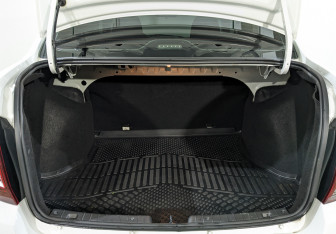 Подержанный автомобиль LADA (ВАЗ) Granta Sedan 2023 года (10 фото)