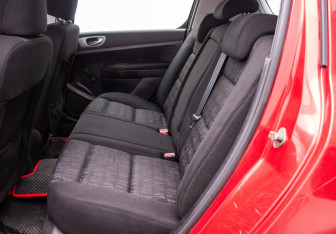Подержанный автомобиль Peugeot 307 Hatchback 2003 года (11 фото)
