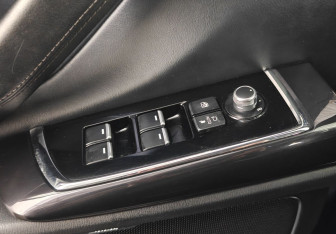 Подержанный автомобиль Mazda CX-9 2018 года (18 фото)