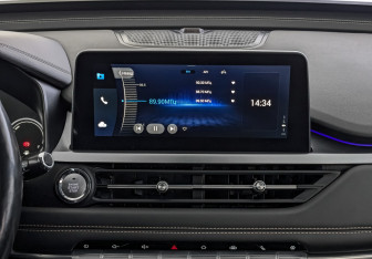 Подержанный автомобиль Chery Tiggo 8 2023 года (17 фото)